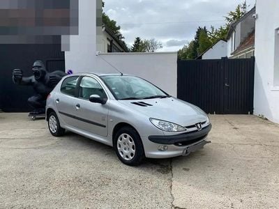Occasion Peugeot 206 Premium 69 ch (50 kW) 2004 Gris Berline