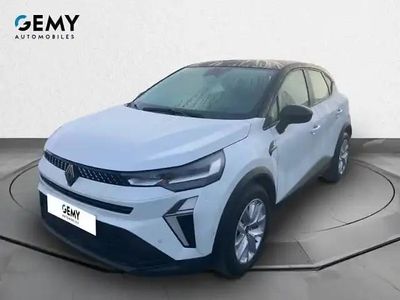 Blanc qnc noir gne Occasion 2025 Renault Captur SUV | 20 500 € (Prix juste)