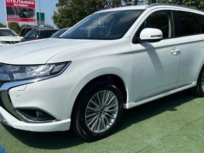 Mitsubishi Outlander P-HEV