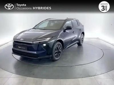 Bleu de prusse métallisé premium Nouvelle 2025 Toyota bZ4X Lounge SUV | 39 890 €