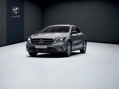 Mercedes GLA220