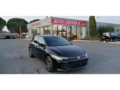Noir Nouvelle 2025 VW Golf Life Berline | 31 500 € (Prix juste)