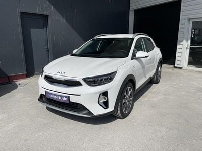 Blanc Occasion 2025 Kia Stonic SUV | 22 499 € (Prix juste)