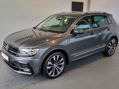 Gris foncé Occasion 2019 VW Tiguan Highline SUV | 37 360 € (Prix cher)