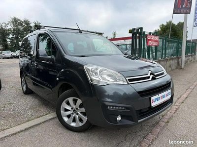 Gris Occasion 2017 Citroën Berlingo Monospace | 11 990 € (Prix assez cher)