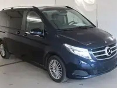 Mercedes V250