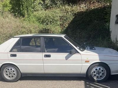 Occasion Lancia Delta 165 ch (121 kW) 1987 Blanc Citadine