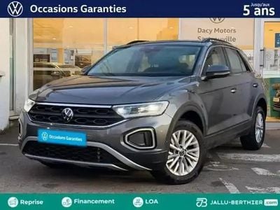 Gris indium métallisée Occasion 2023 VW T-Roc Life SUV | 24 489 € (Bon prix)