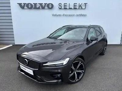 Gris platinium métallisé Occasion 2024 Volvo V60 Ultra Break | 49 000 € (Bon prix)