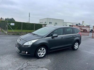 Occasion Peugeot 5008 Premium 110 ch (80 kW) 2009 Gris Monospace