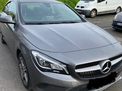 Mercedes CLA200