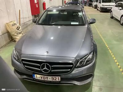 Mercedes E200