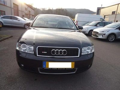 Noir Occasion 2001 Audi A4 S-Line Berline | 3 999 €