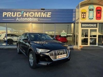Noir Occasion 2022 Audi e-tron SUV | 32 990 €