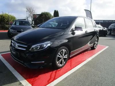 Mercedes B200