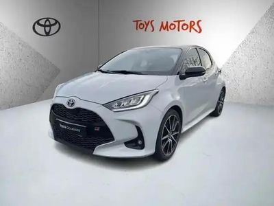 Occasion Toyota Yaris Hybrid Sport 2022 Gris Coupé