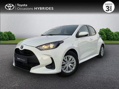 Blanc Occasion 2023 Toyota Yaris Hybrid Berline | 17 990 € (Bon prix)