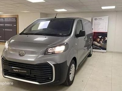 Gris acier métal Occasion 2024 Toyota Proace Monospace | 28 990 € (Bon prix)