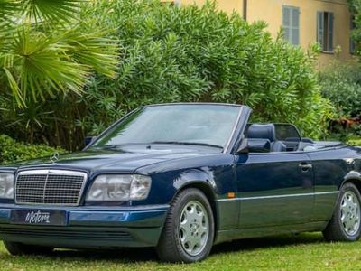 Occasion 1993 Mercedes E200 Cabriolet | 19 990 €
