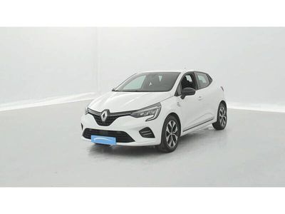 Blanc Occasion 2022 Renault Clio V LIMITED Citadine | 14 990 € (Prix juste)