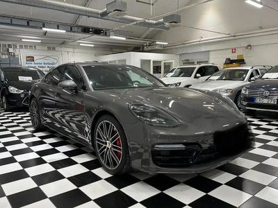 Porsche Panamera Turbo