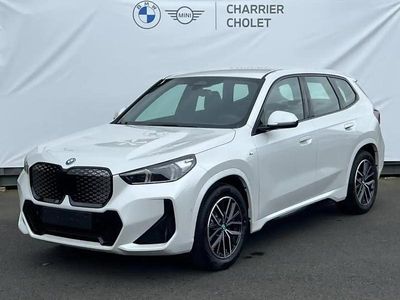 Blanc Occasion 2024 BMW iX1 M Sport SUV | 45 900 € (Prix juste)