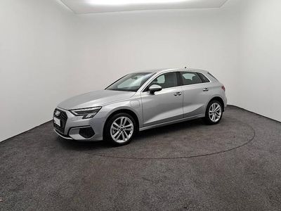 Argent fleuret métallisé Occasion 2024 Audi A3 Sportback e-tron Business Citadine | 38 490 € (Prix juste)