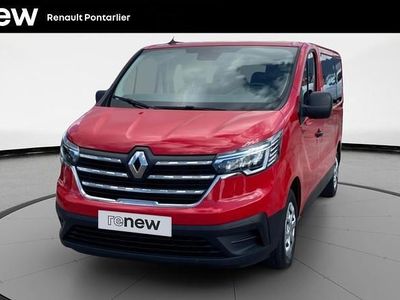Rouge Occasion 2022 Renault Trafic Zen Monospace | 25 979 € (Prix assez cher)