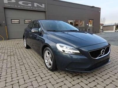 Occasion Volvo V40 Momentum 120 ch (88 kW) 2017 Bleu Berline