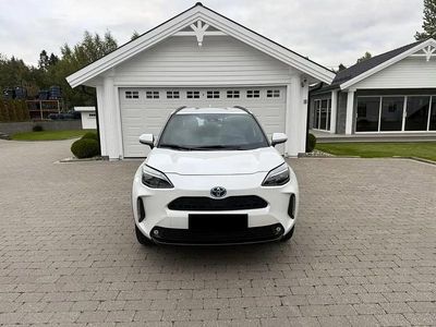 Blanc Occasion 2023 Toyota Yaris Cross SUV | 19 500 €