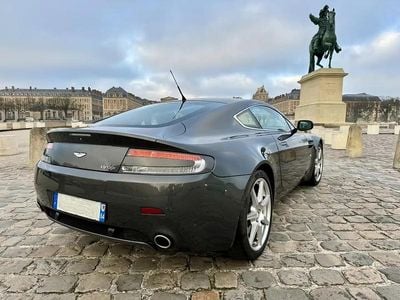 Aston Martin V8 Vantage
