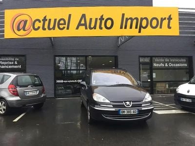 Occasion Peugeot 807 Premium 137 ch (100 kW) 2011 Gris Monospace