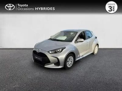 Gris minéral (m) Occasion 2025 Toyota Yaris Hybrid Business Edition Berline | 21 490 € (Prix juste)