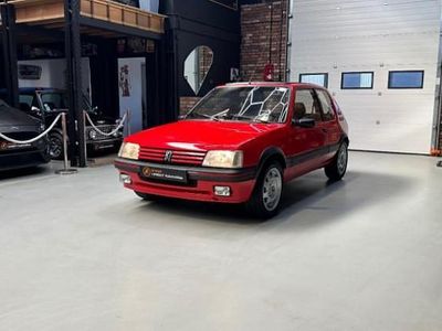 Occasion Peugeot 205 GTi 120 ch (88 kW) 1991 Citadine