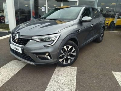 Gris Occasion 2022 Renault Arkana Evolution SUV | 20 490 € (Prix juste)