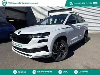 Blanc Occasion 2025 Skoda Karoq SportLine SUV | 36 990 € (Prix assez cher)