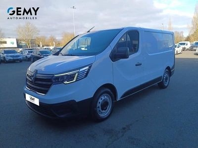 Blanc Occasion 2023 Renault Trafic Monospace | 24 490 € (Prix juste)