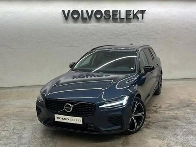 Bleu Occasion 2025 Volvo V60 Plus Break | 52 880 €