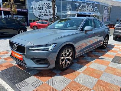 Gris Occasion 2024 Volvo S60 Core Berline | 28 950 € (Prix assez cher)