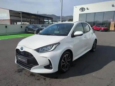 Blanc Occasion 2022 Toyota Yaris Hybrid Design Berline | 19 390 € (Prix juste)