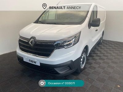 Blanc Occasion 2023 Renault Trafic Monospace | 23 490 € (Bon prix)