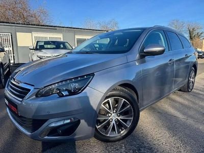 Gris Occasion 2015 Peugeot 308 Allure Break | 6 990 € (Prix juste)