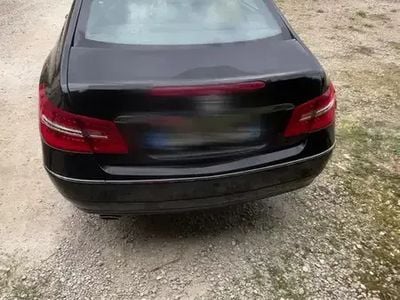 Mercedes E220