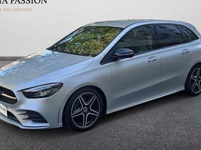 Mercedes B200