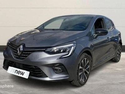 Gris Occasion 2023 Renault Clio V Techno Berline | 17 799 € (Prix juste)