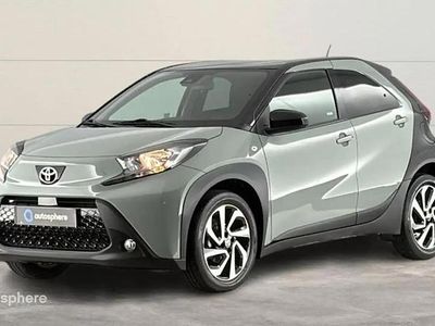 Vert Occasion 2025 Toyota Aygo X Design SUV | 17 999 € (Prix juste)