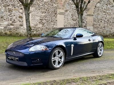 Occasion Jaguar XKR Supercharged 416 ch (305 kW) 2006 Bleu Coupé