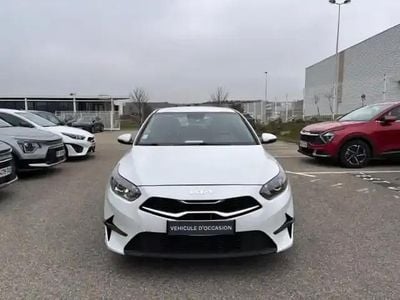 Blanc sensation nacré Occasion 2023 Kia Ceed Active Citadine | 18 900 € (Prix juste)