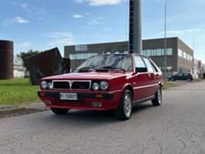 Occasion Lancia Delta 165 ch (121 kW) 1986 Rouge Citadine