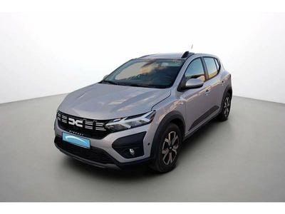 Gris Occasion 2024 Dacia Sandero Expression Citadine | 17 990 € (Prix cher)